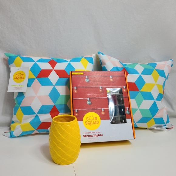 4 Pc Star Decor Set*Pillows,Lights, Planter*New! - Picture 6 of 7